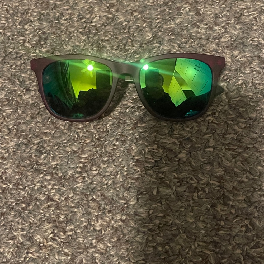 NWT Brand new, never worn Eddie Bauer polarized, mirrored sunglasses